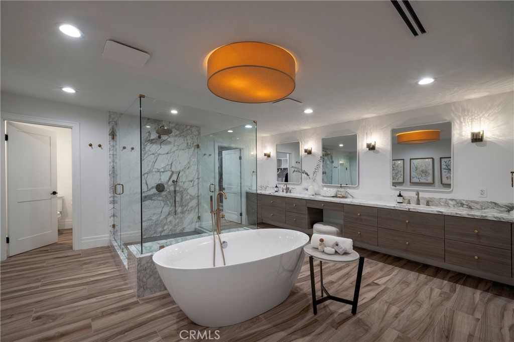 16572 Grimaud