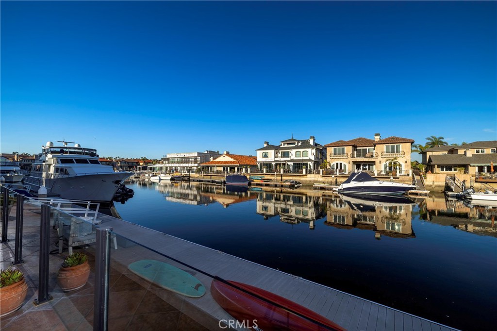 16572 Grimaud