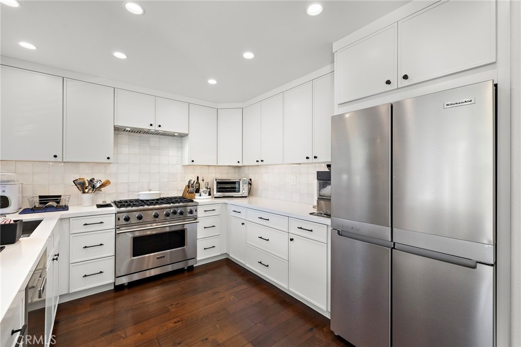 11 Avenida La Promesa