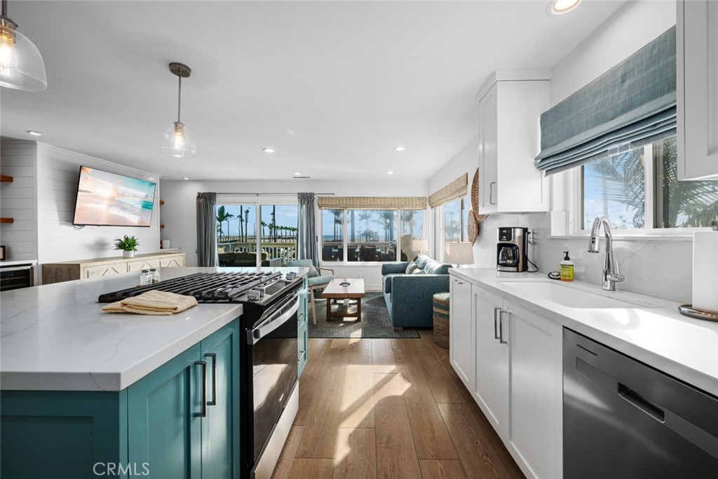 700 E Oceanfront