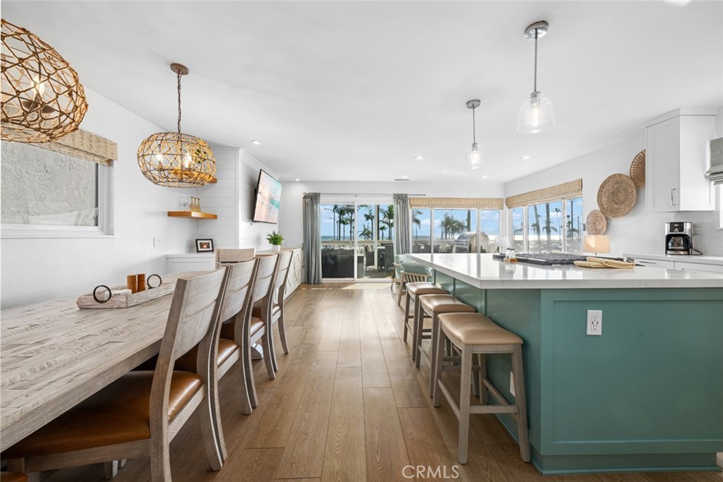 700 E Oceanfront