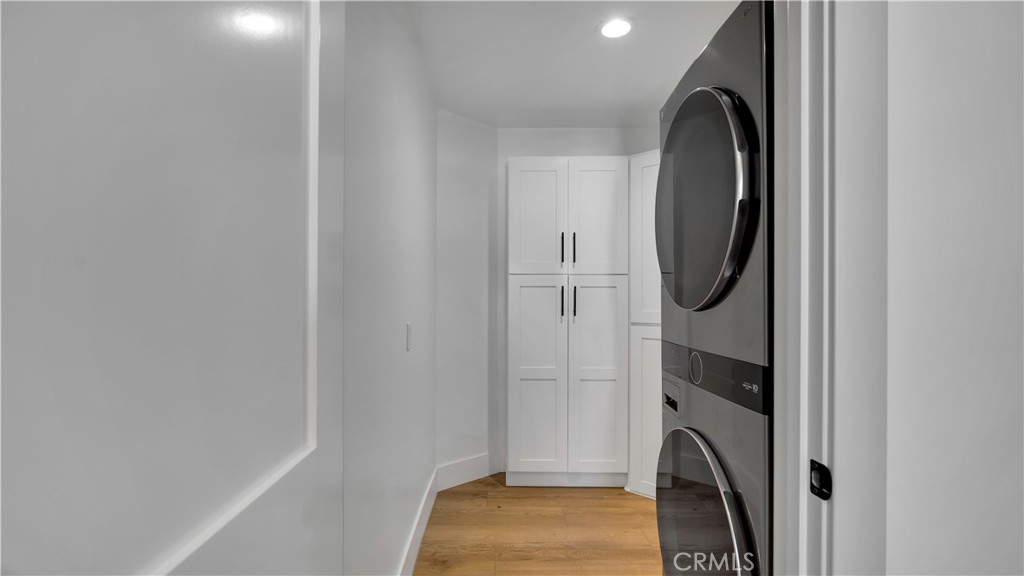 308 E 18th Street