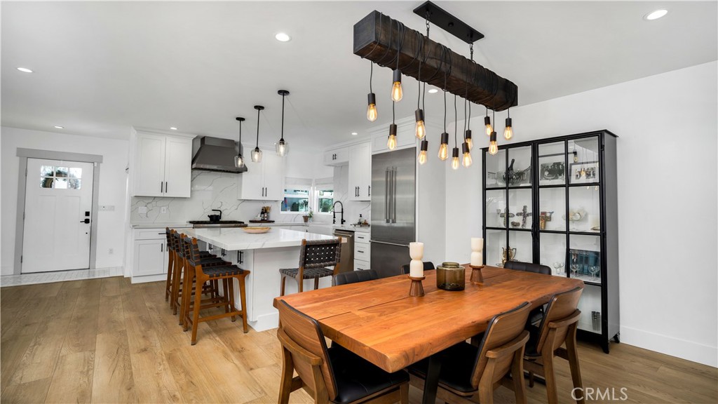 308 E 18th Street
