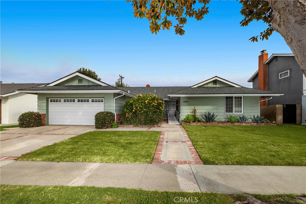 18828 Santa Mariana St