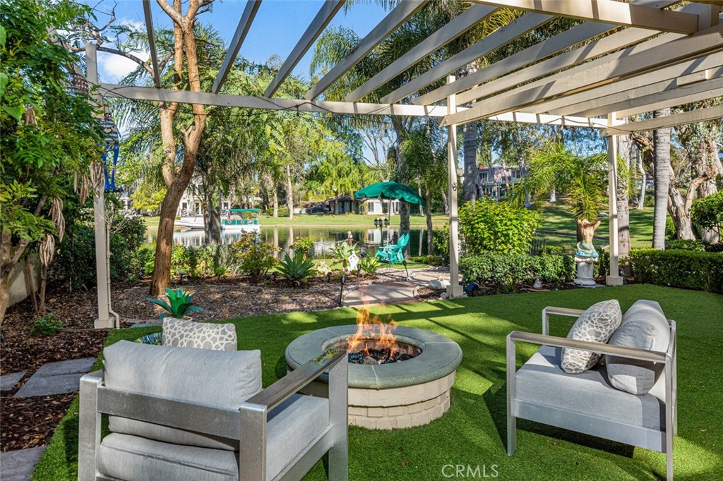 22839 Ridge Route Lane