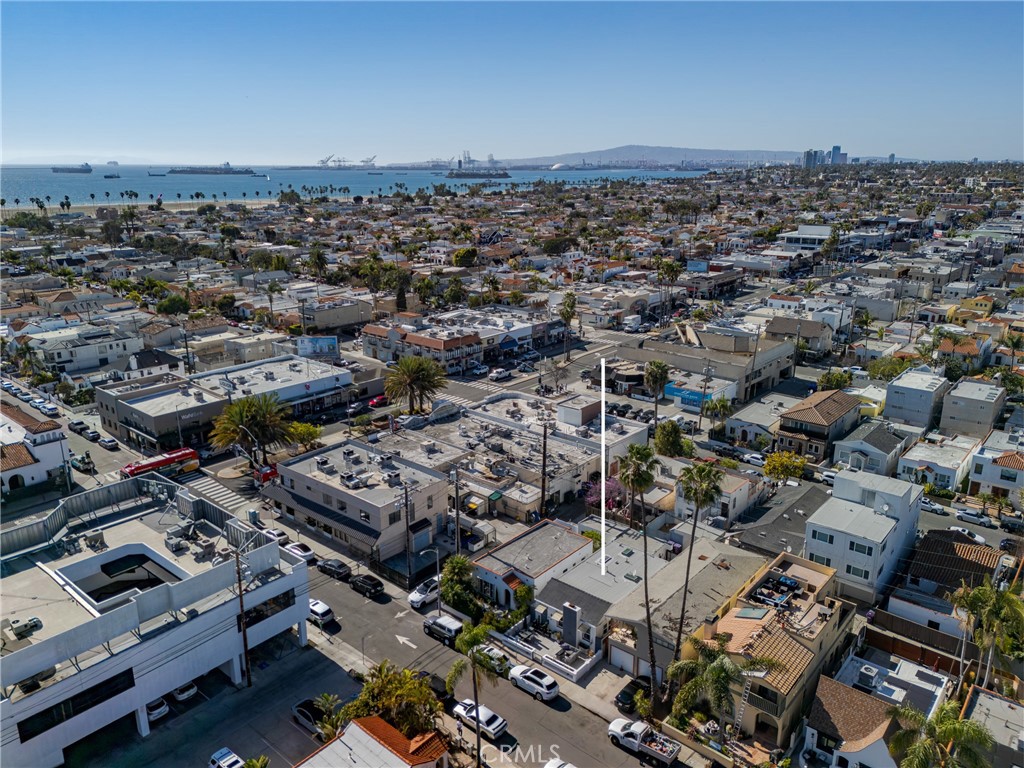 207 Santa Ana