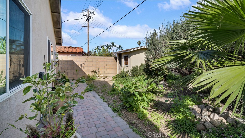 16050 Shasta Street