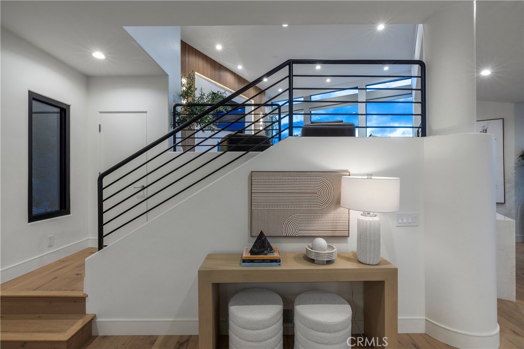 1425 Skyline Drive