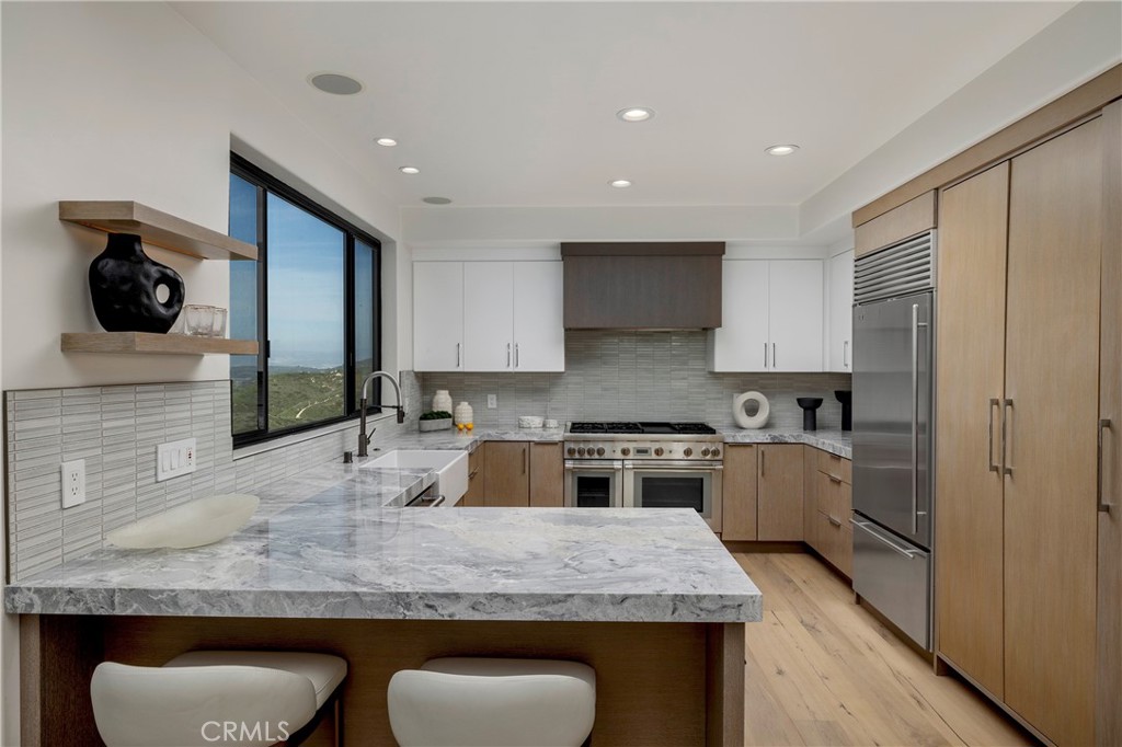 1425 Skyline Drive