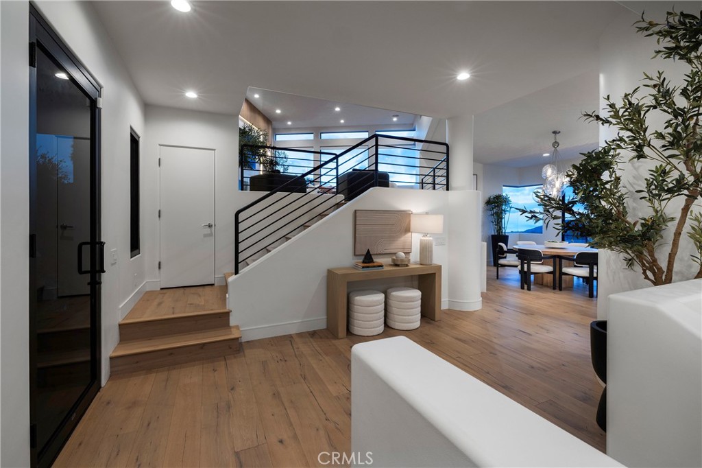 1425 Skyline Drive