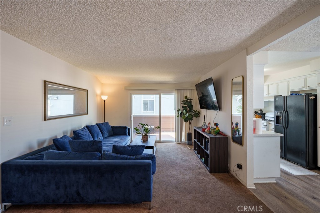 1250 S Brookhurst