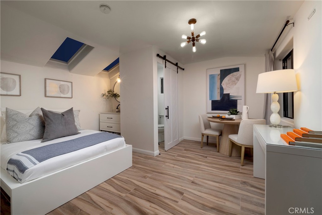 16572 Grimaud