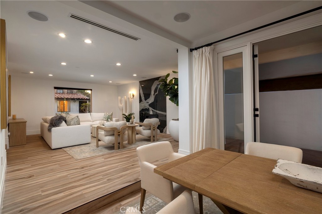 16572 Grimaud
