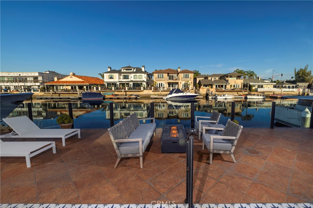 16572 Grimaud