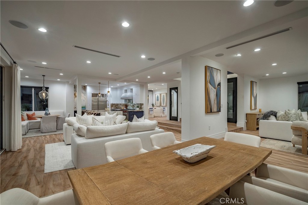 16572 Grimaud