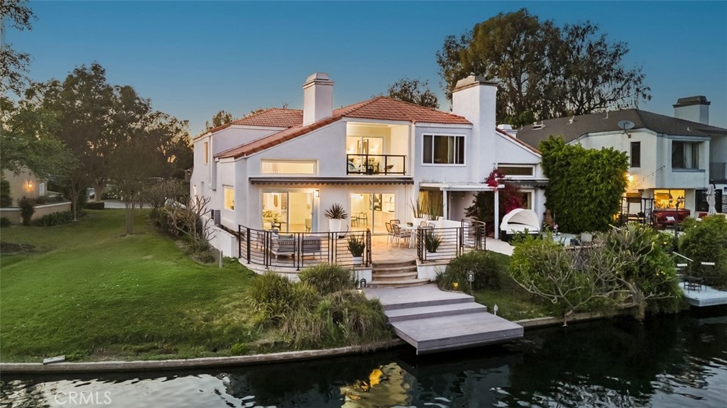 22576 Lake Forest Lane