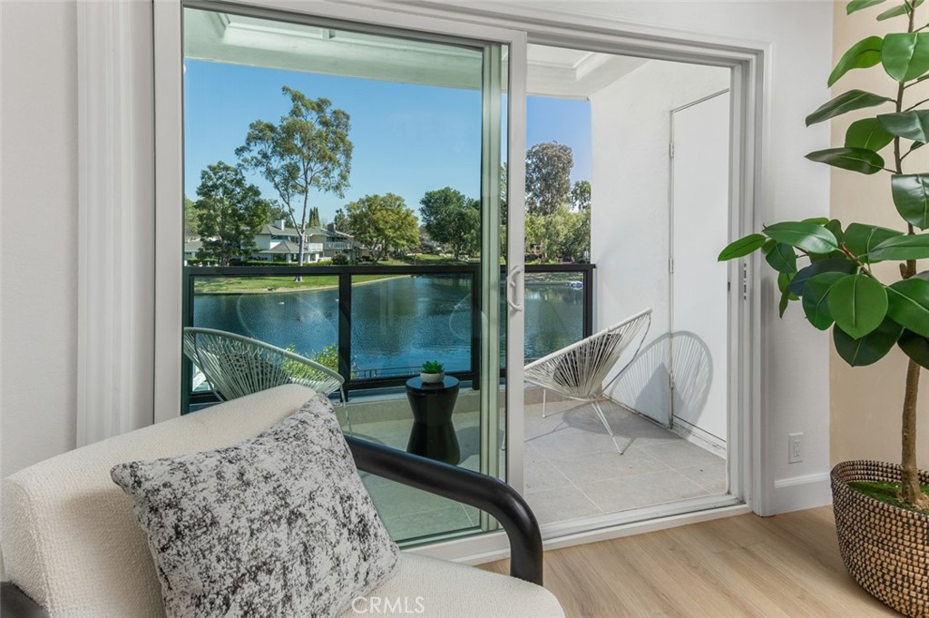 22576 Lake Forest Lane