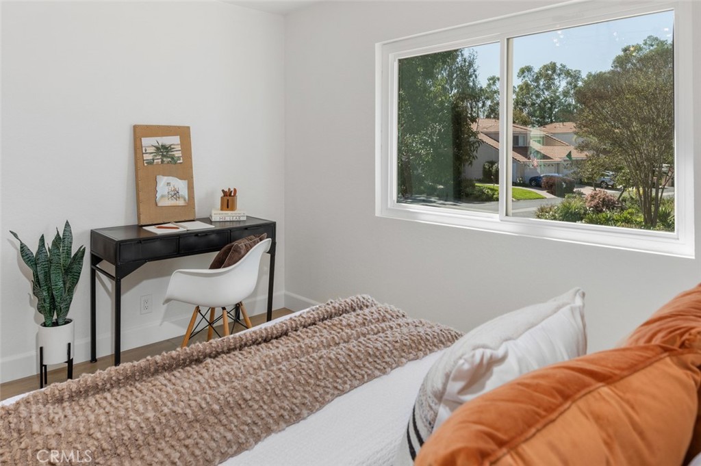 22576 Lake Forest Lane