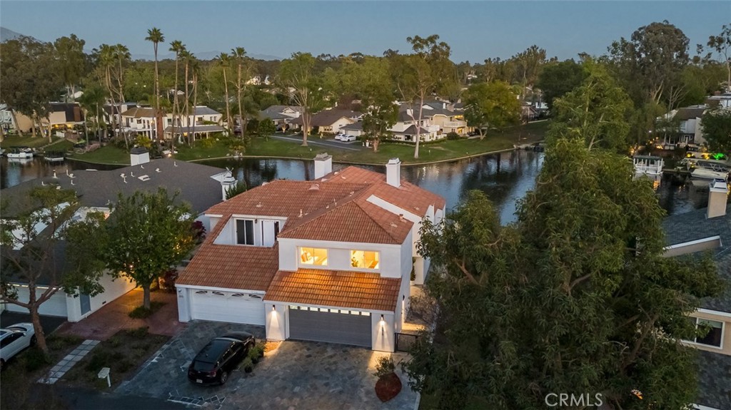 22576 Lake Forest Lane