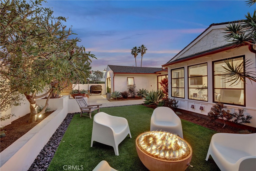 4 S Vista De La Luna