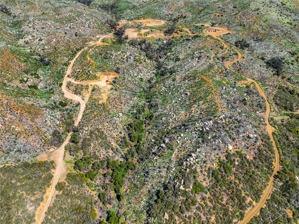 2 Decker Canyon Road