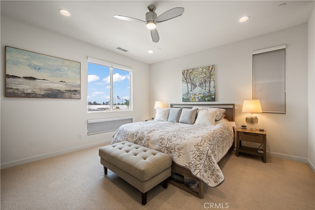 1068 Hampton