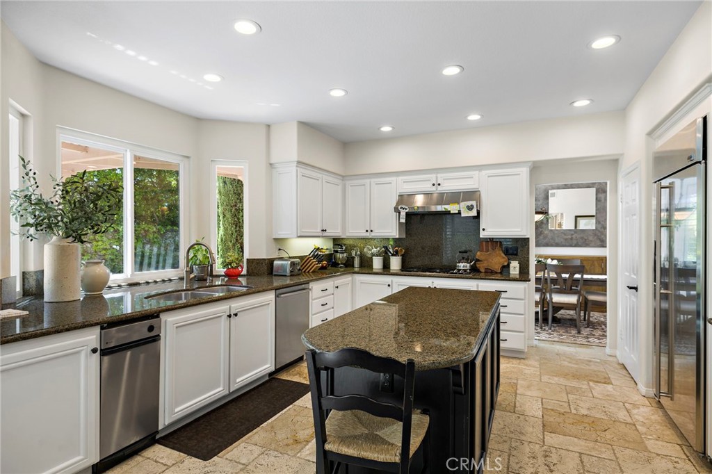 2 Stoneridge