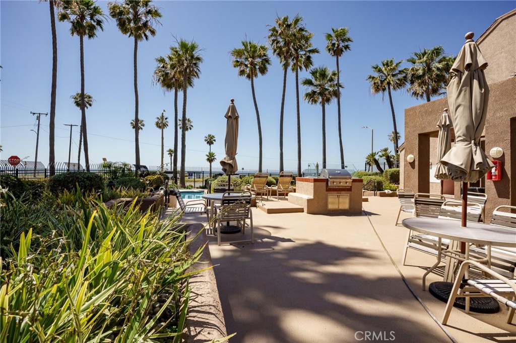 1200 Pacific Coast