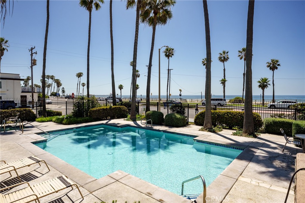1200 Pacific Coast