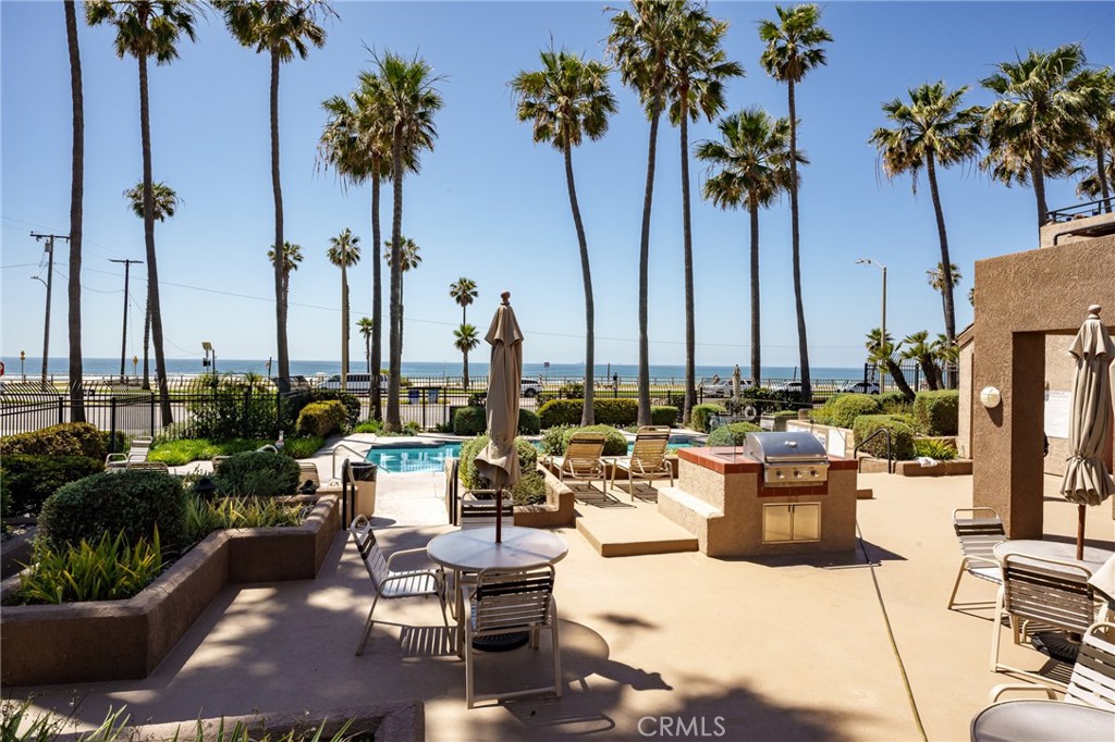 1200 Pacific Coast