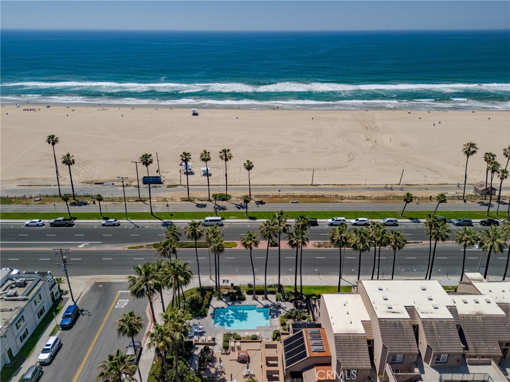 1200 Pacific Coast