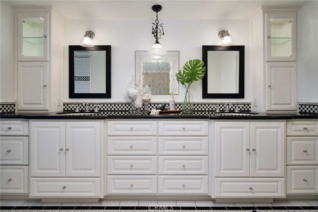 4192 Branford