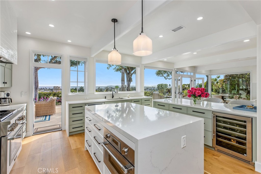 3007 Harbor View
