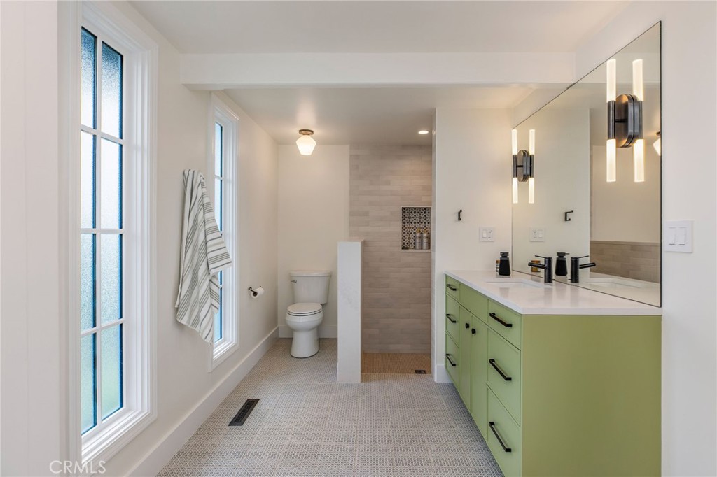 3007 Harbor View