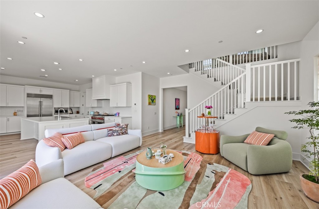 135 Oakstone