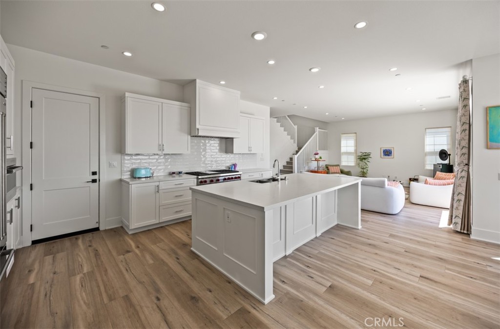 135 Oakstone
