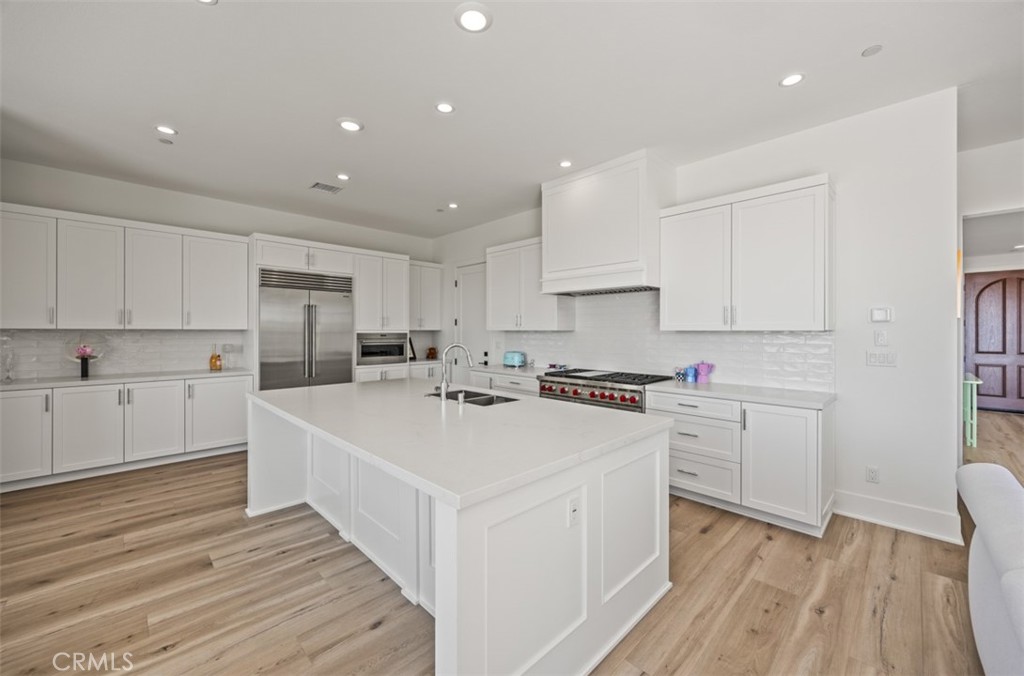 135 Oakstone