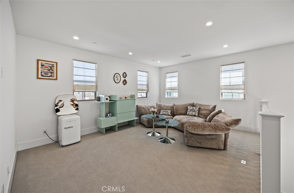 135 Oakstone