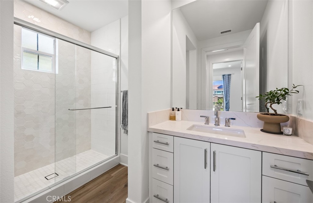 135 Oakstone