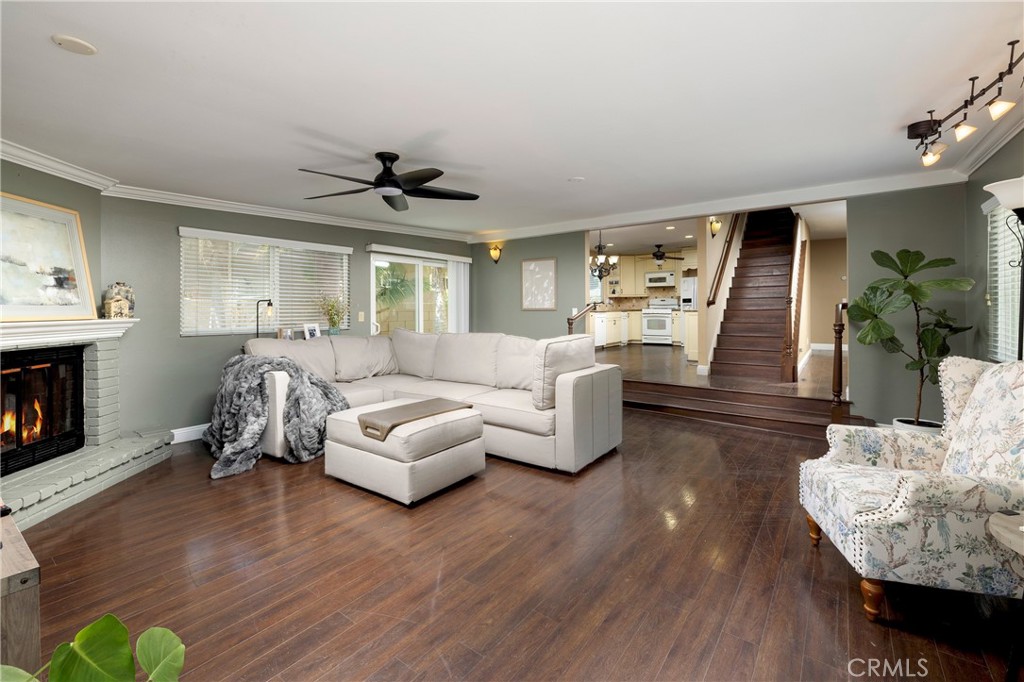 17291 Forbes