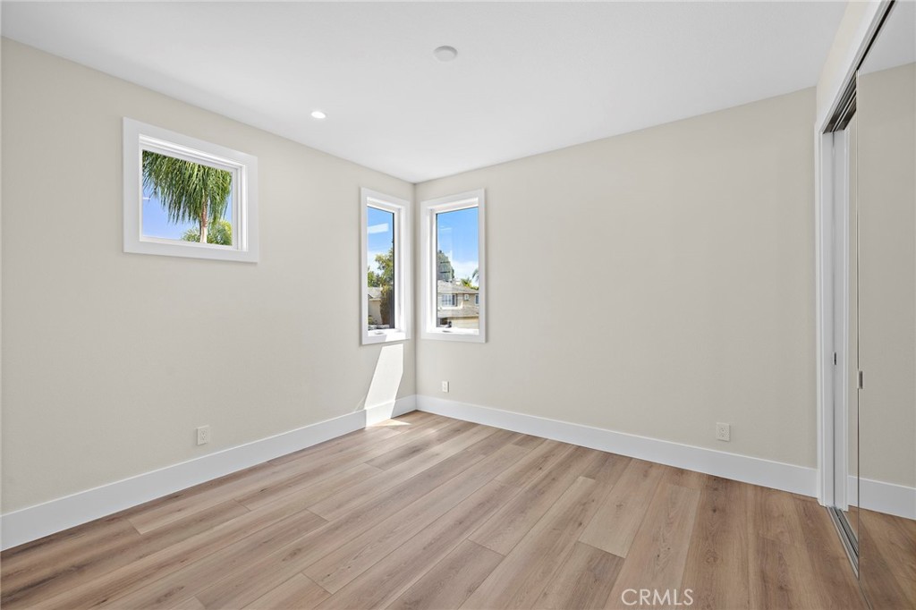 22661 Sweetmeadow