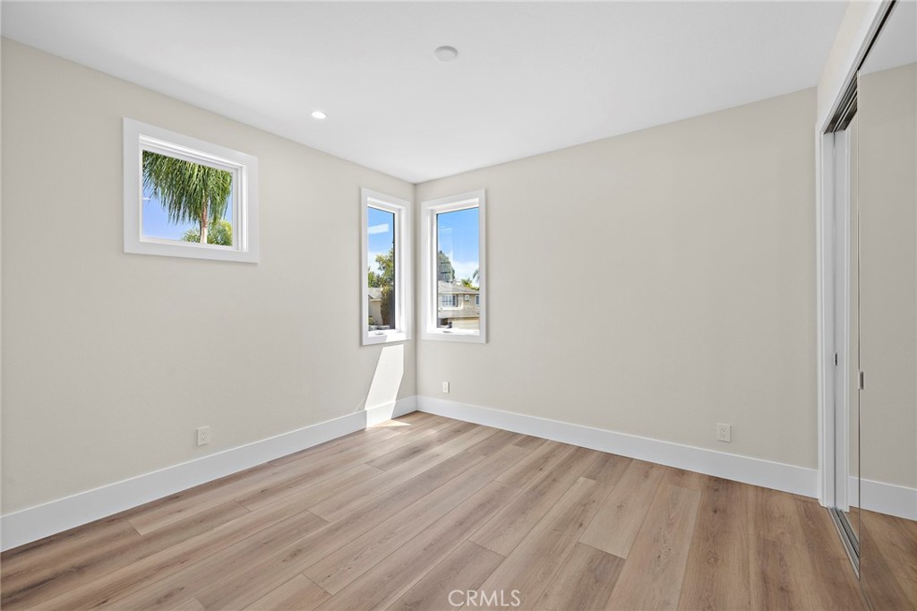 22661 Sweetmeadow