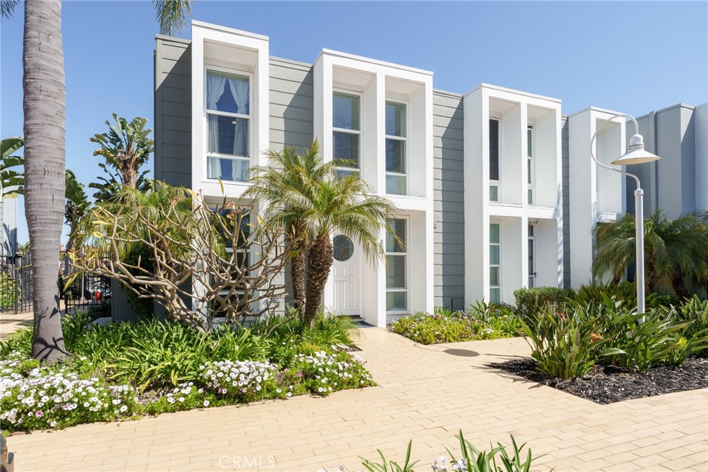 4021 Aladdin Drive