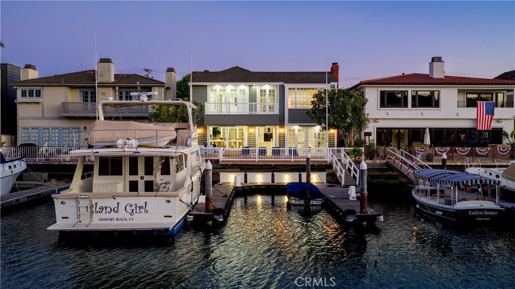 736 Harbor Island Drive