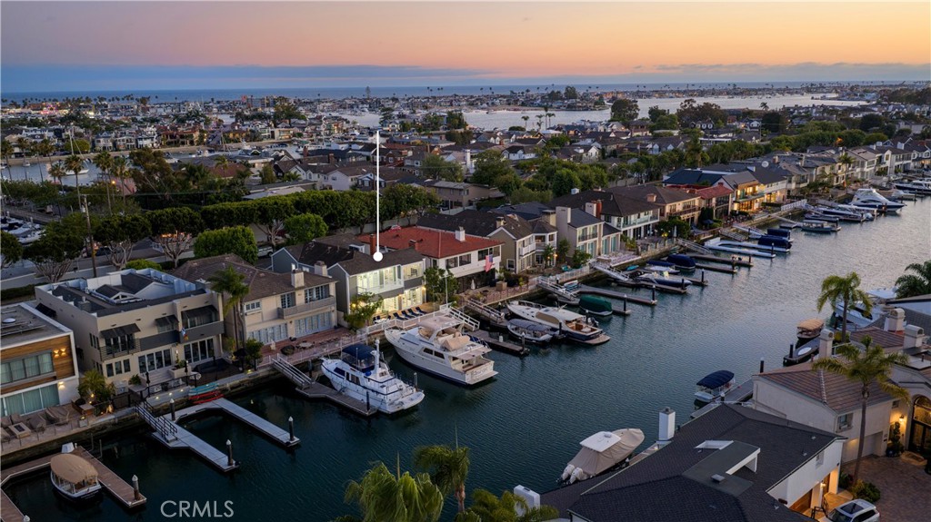 736 Harbor Island Drive