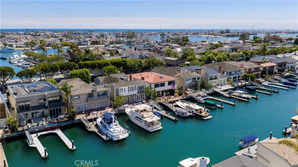 736 Harbor Island Drive