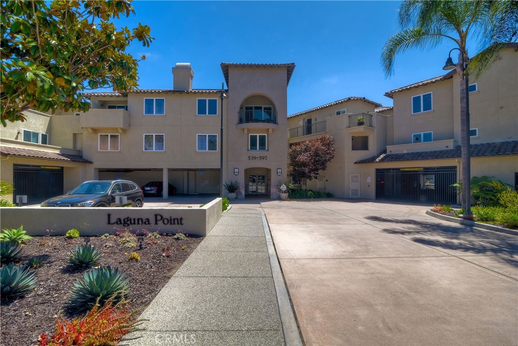 543 LAGUNA Drive