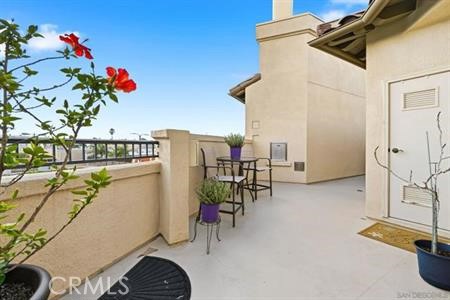 543 LAGUNA Drive