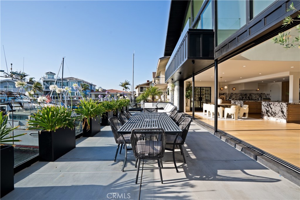 16861 Edgewater