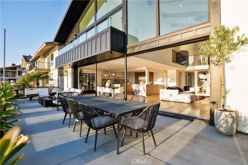 16861 Edgewater